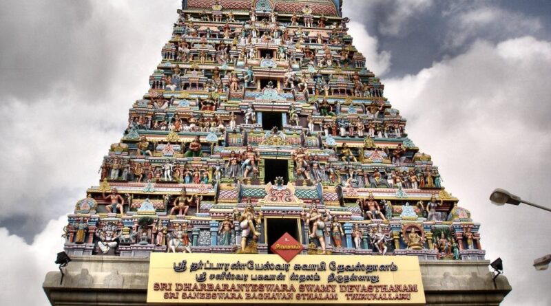 saniTemple 1 திருநள்ளாறு சனீஸ்வர பகவான் கோயில்1