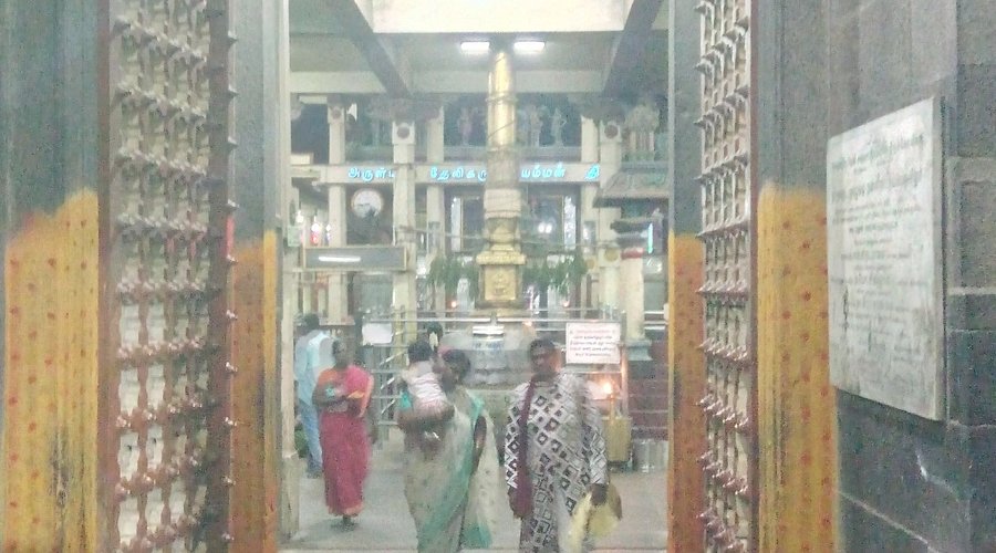 entrance கருமாரியம்மன் தேவி கோவில்|சென்னை1